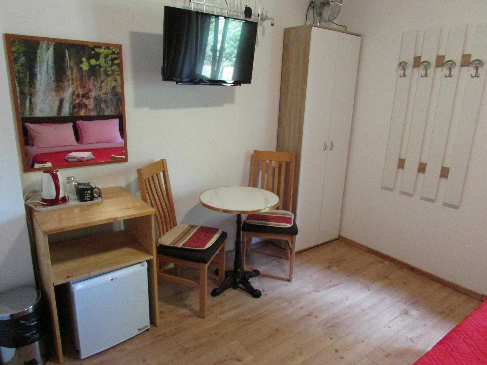 House Nenad Hotel Plitvička Jezera Екстериор снимка